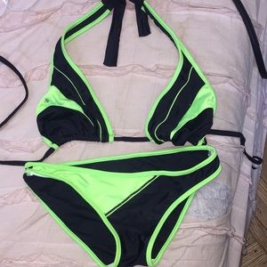 Pool & beach 🏖️ 👙 gorgeous bikini-if u buy another I’ll do 2or 20